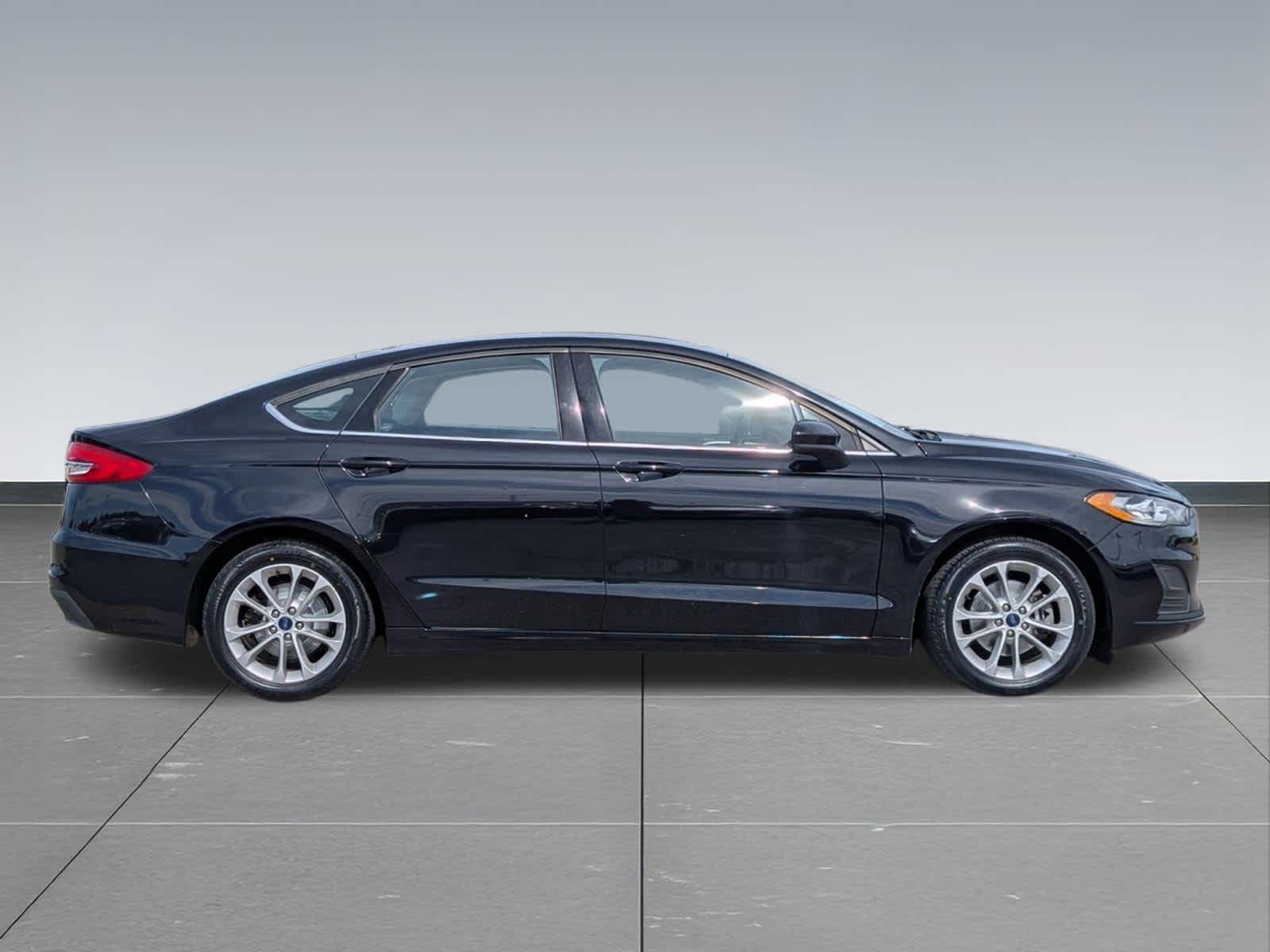 Thumbnail: 2020 Ford Fusion - 5