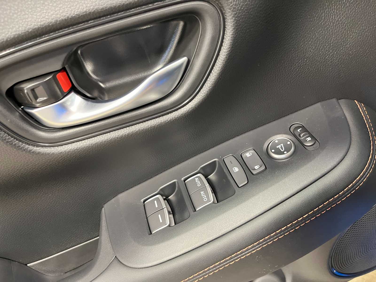 Thumbnail: 2026 Honda HR-V - 14