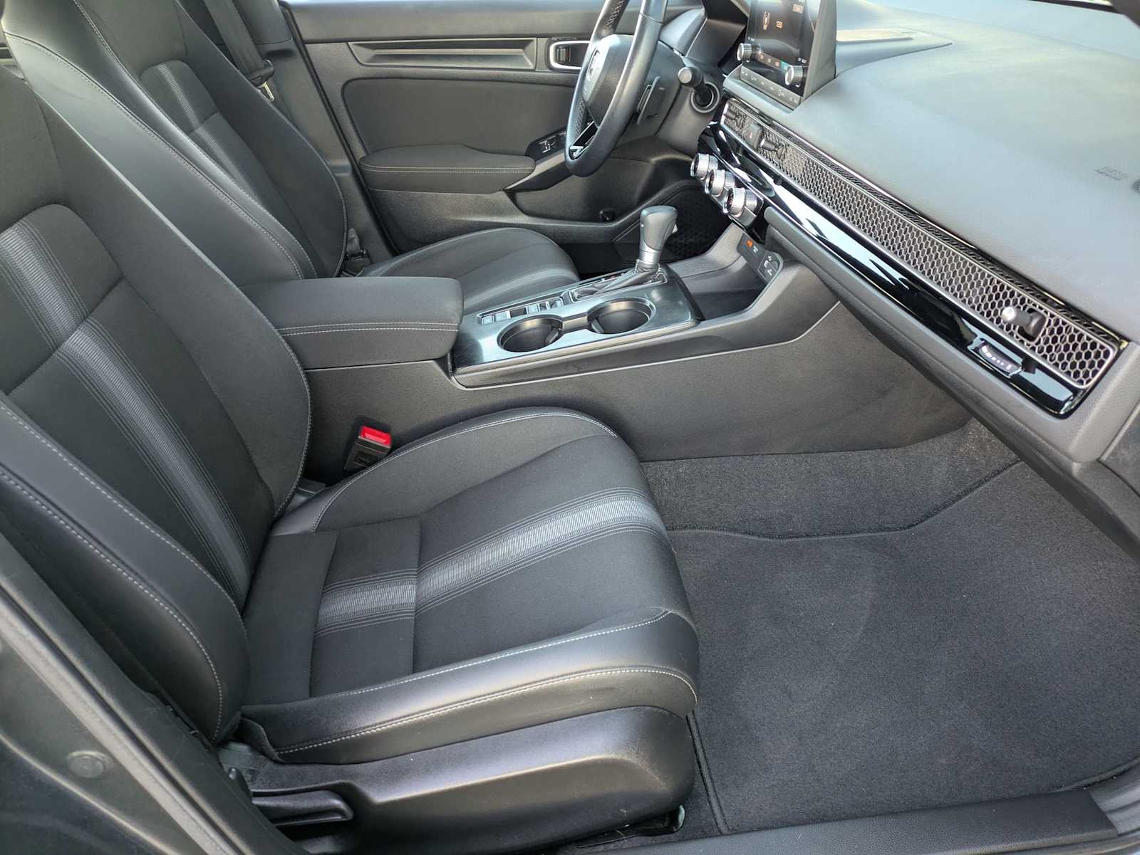 Thumbnail: 2024 Honda Civic - 19