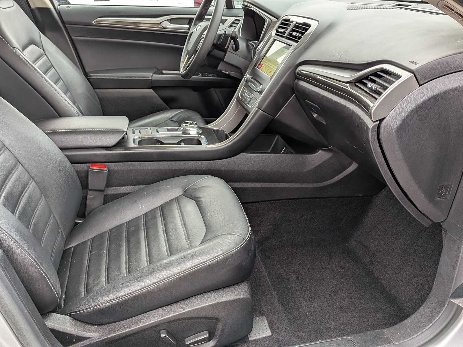 Thumbnail: 2017 Ford Fusion - 20