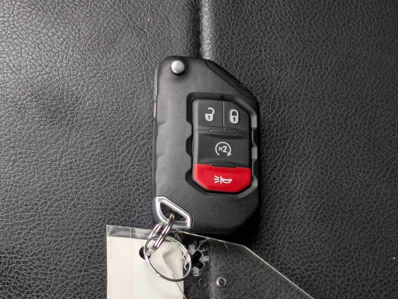 Thumbnail: 2023 Jeep Wrangler - 32