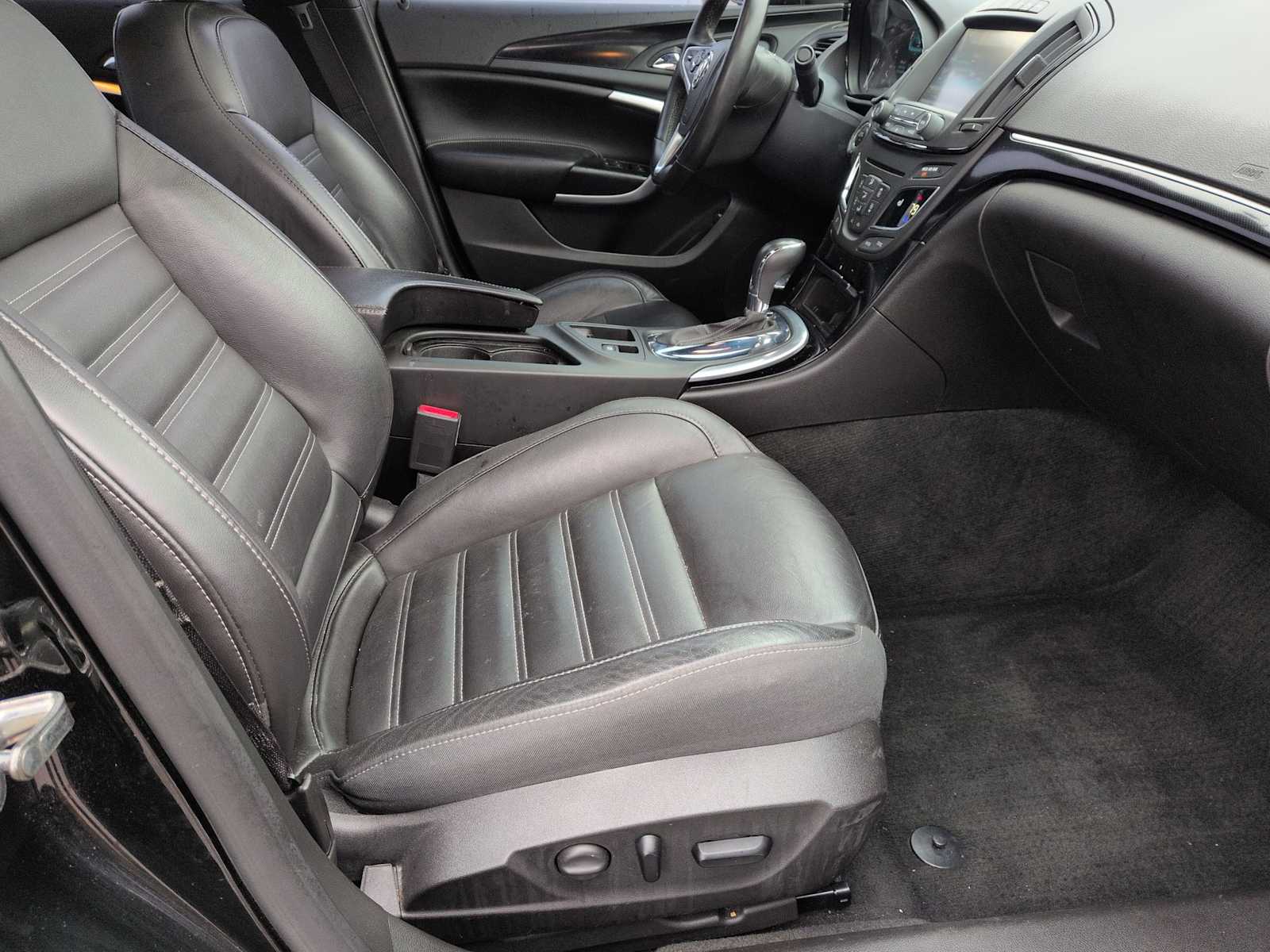 Thumbnail: 2017 Buick Regal - 23