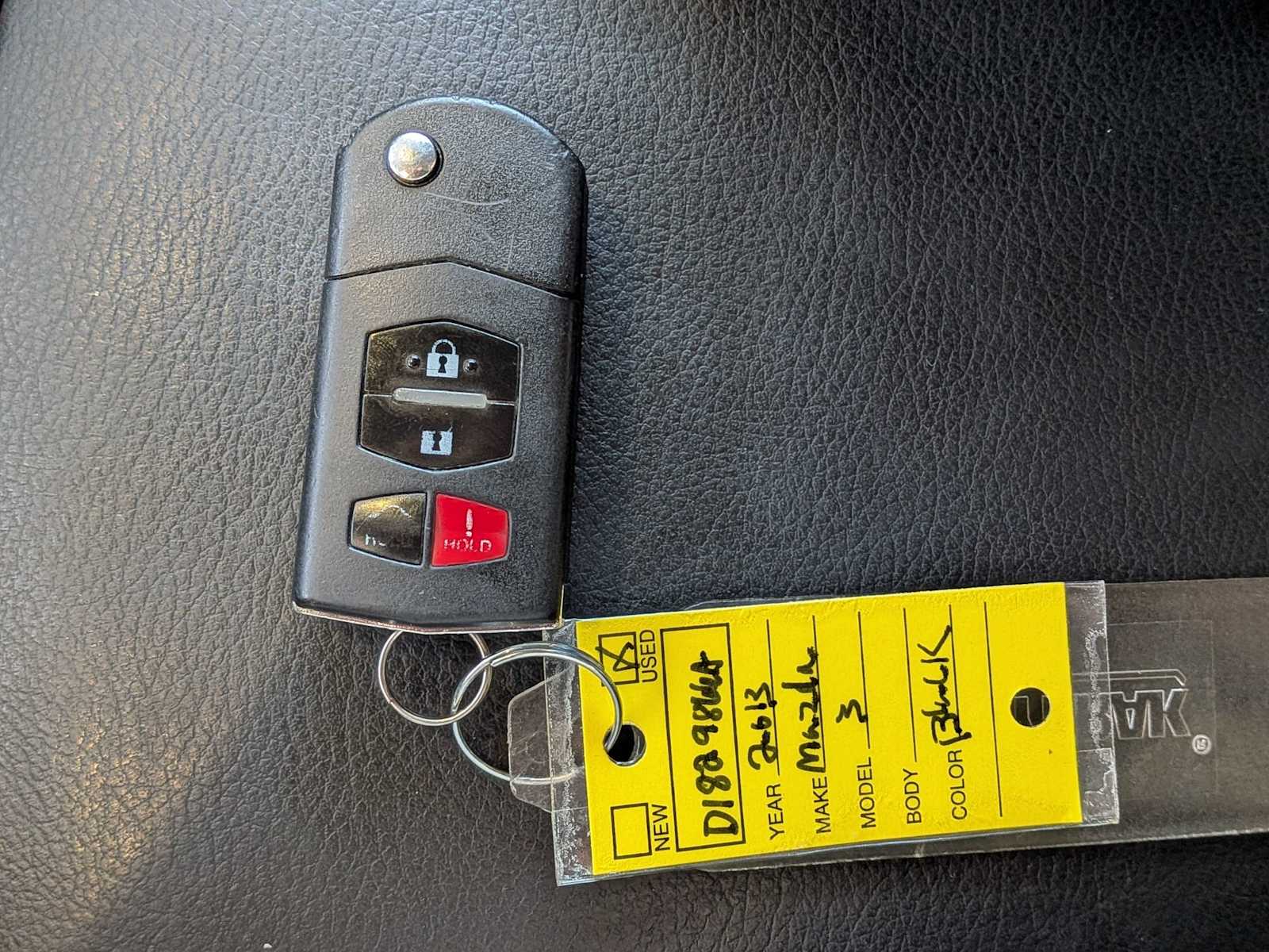 Thumbnail: 2013 Mazda Mazda3 - 32