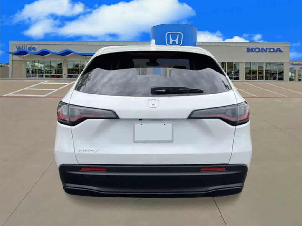 Thumbnail: 2026 Honda HR-V - 4