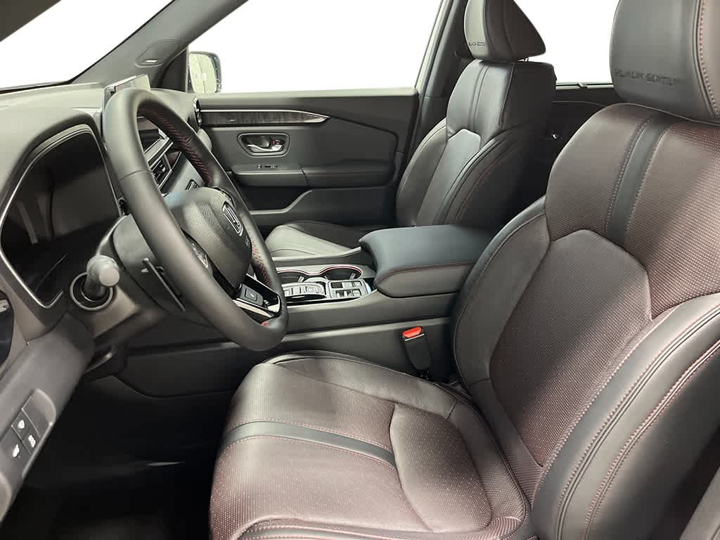 2025 Honda Pilot Black Edition 11