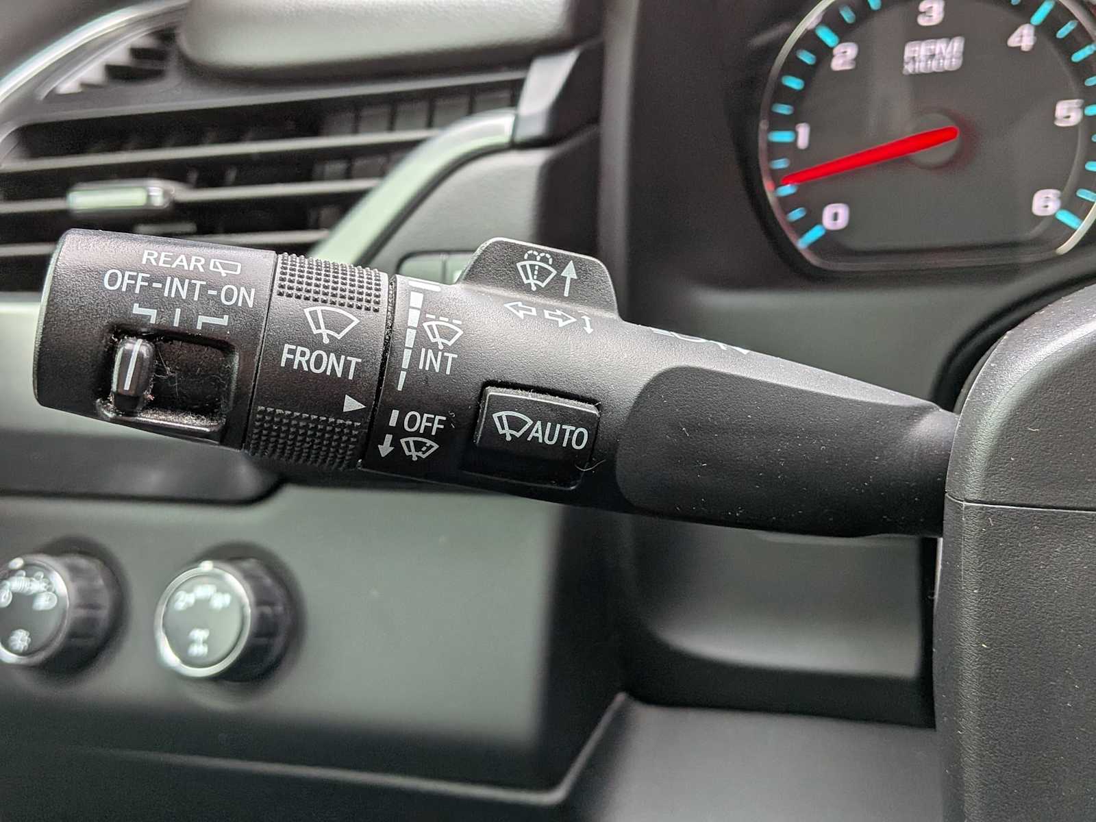 Thumbnail: 2020 Chevrolet Tahoe - 25