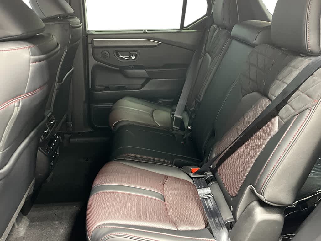 Thumbnail: 2026 Honda Pilot - 23