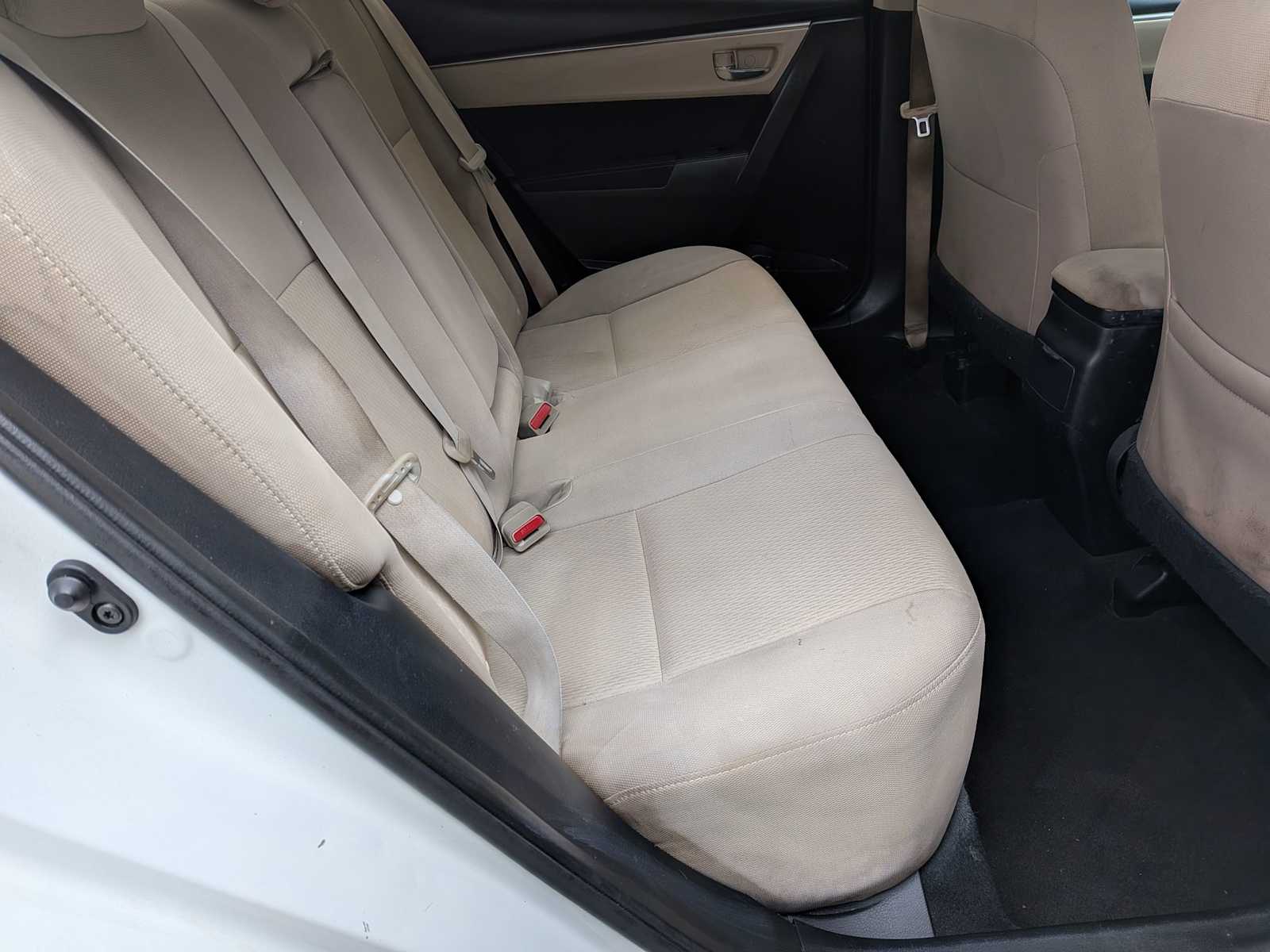 Thumbnail: 2016 Toyota Corolla - 17