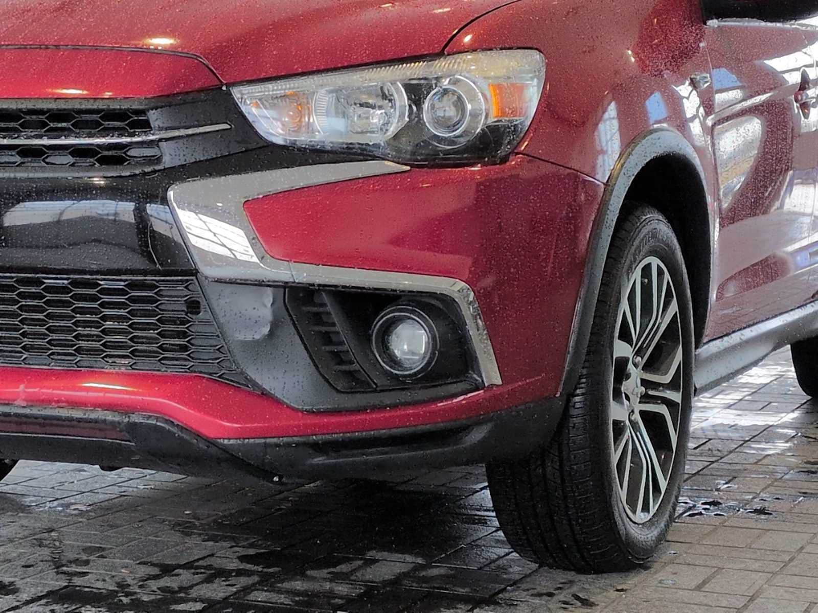 Thumbnail: 2018 Mitsubishi Outlander Sport - 11