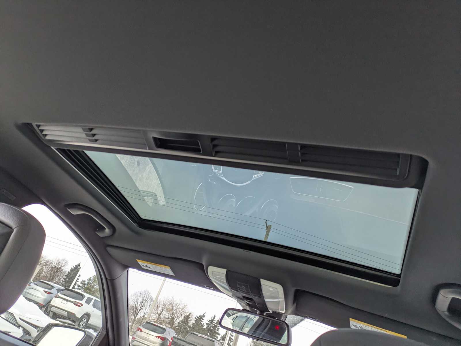 Thumbnail: 2013 Mercedes-Benz C-Class - 21