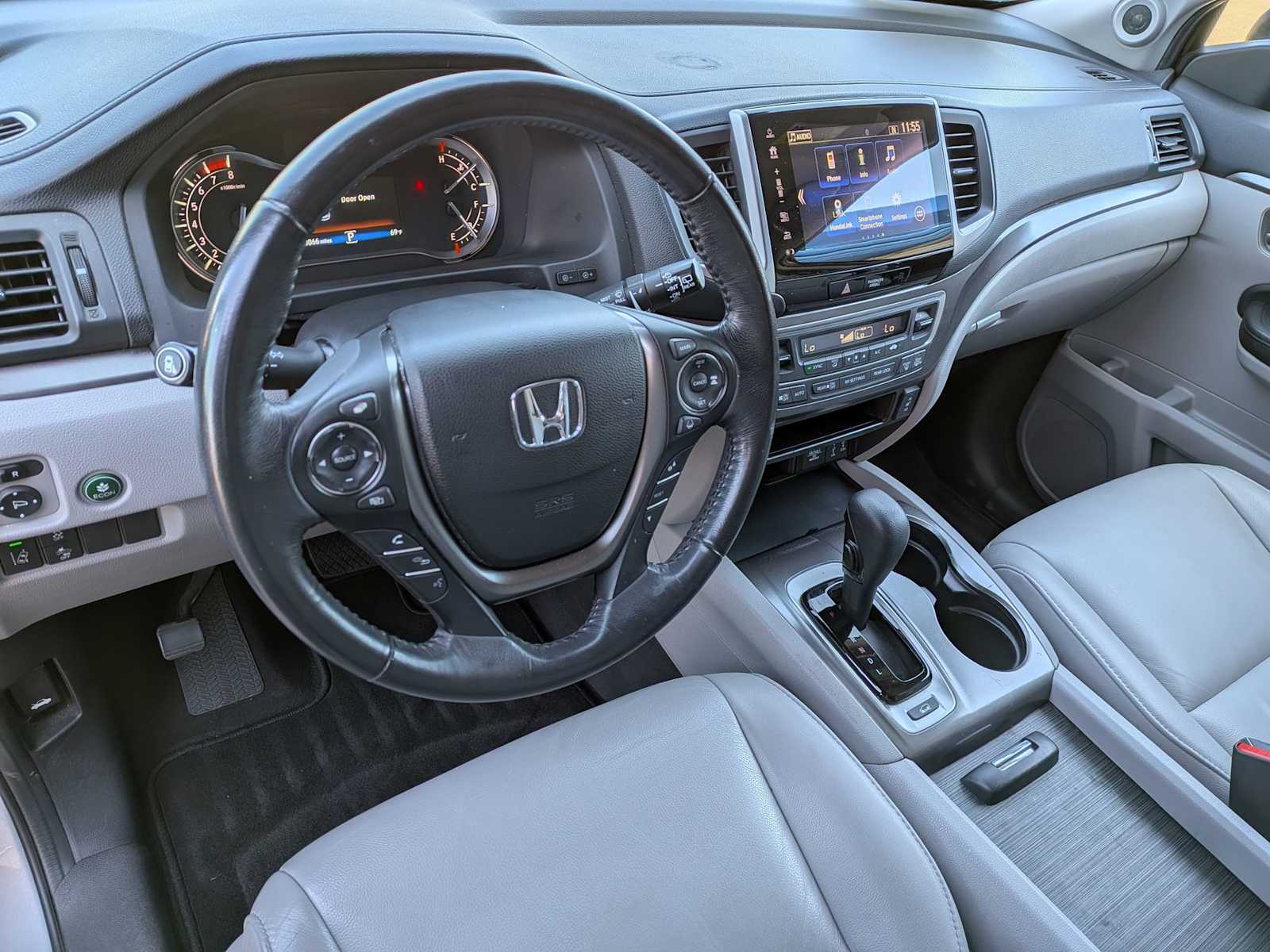 Thumbnail: 2018 Honda Pilot - 14