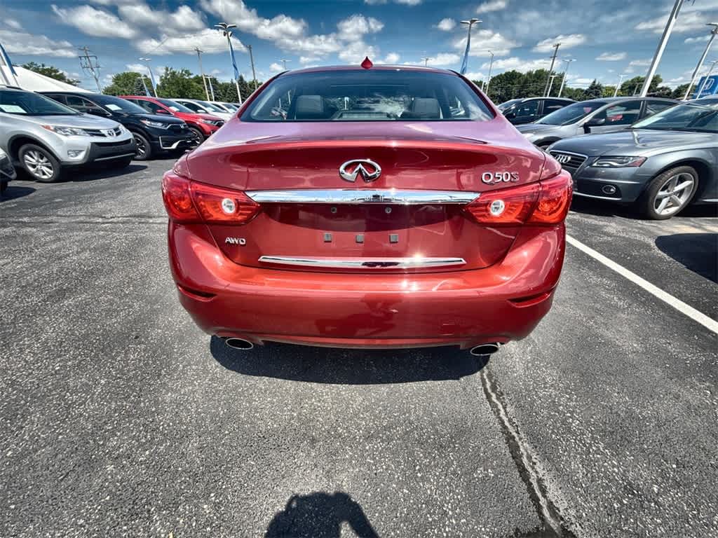 Thumbnail: 2015 INFINITI Q50 - 11