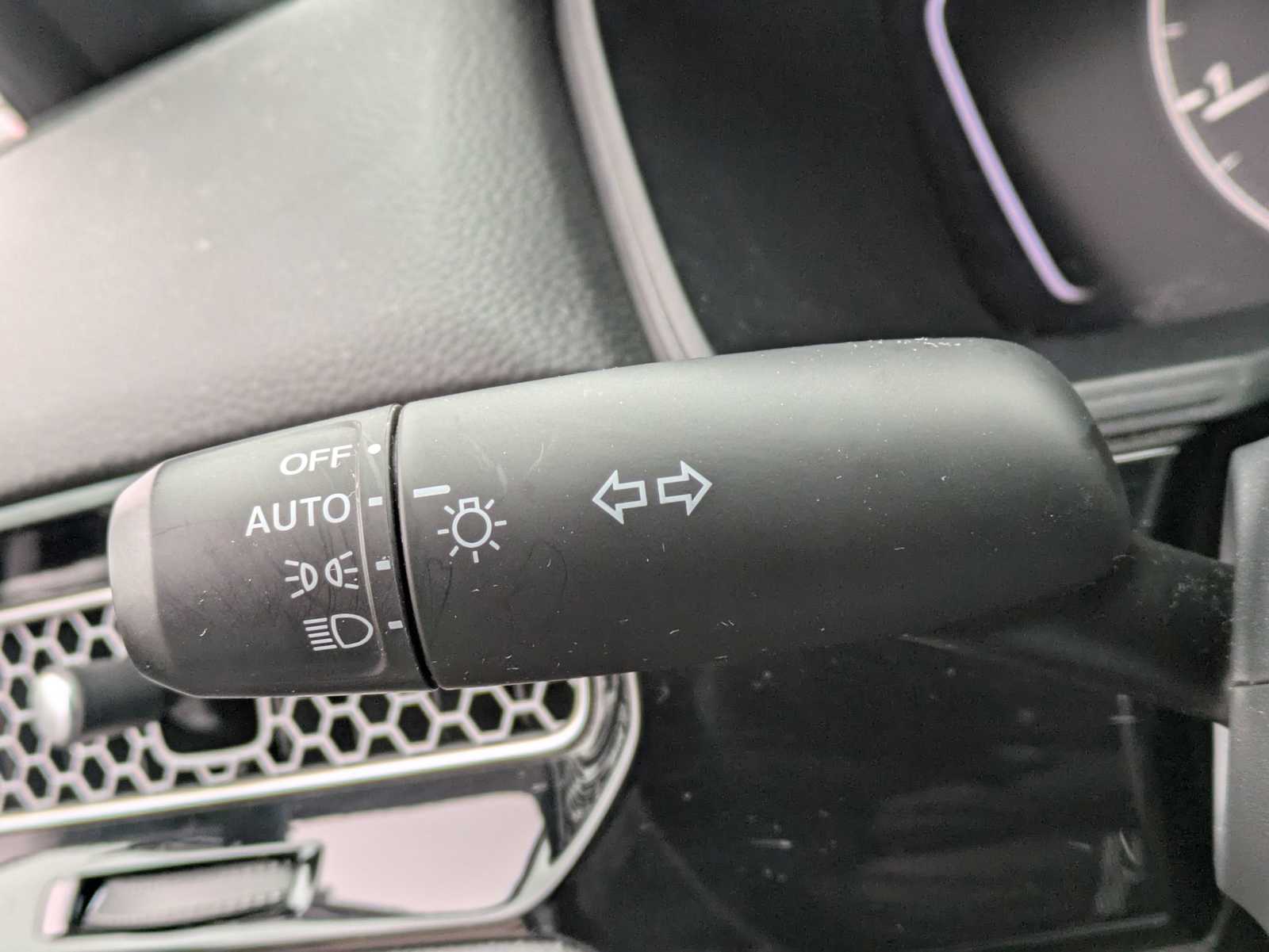 Thumbnail: 2024 Honda Civic - 24