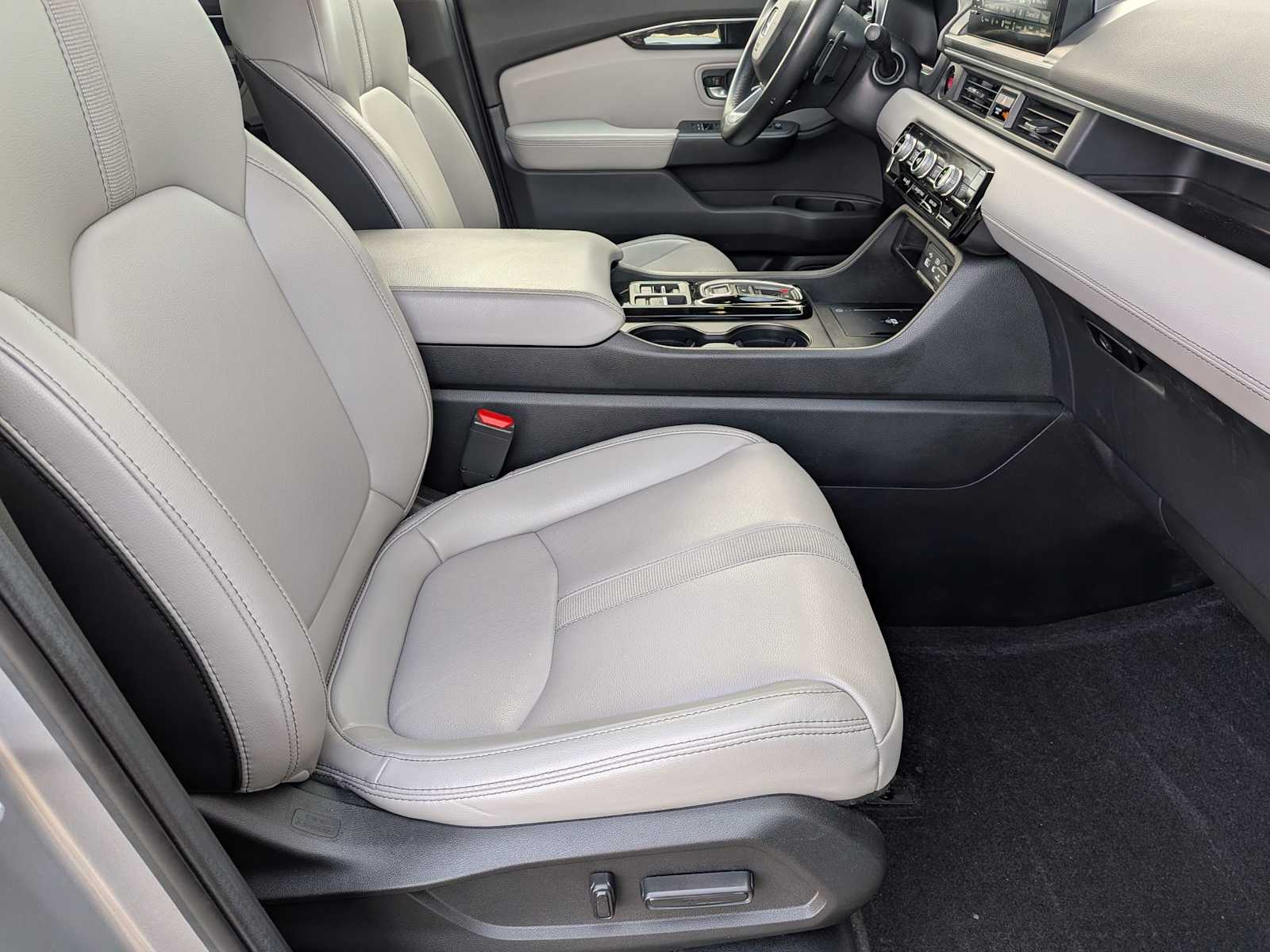 Thumbnail: 2024 Honda Pilot - 20