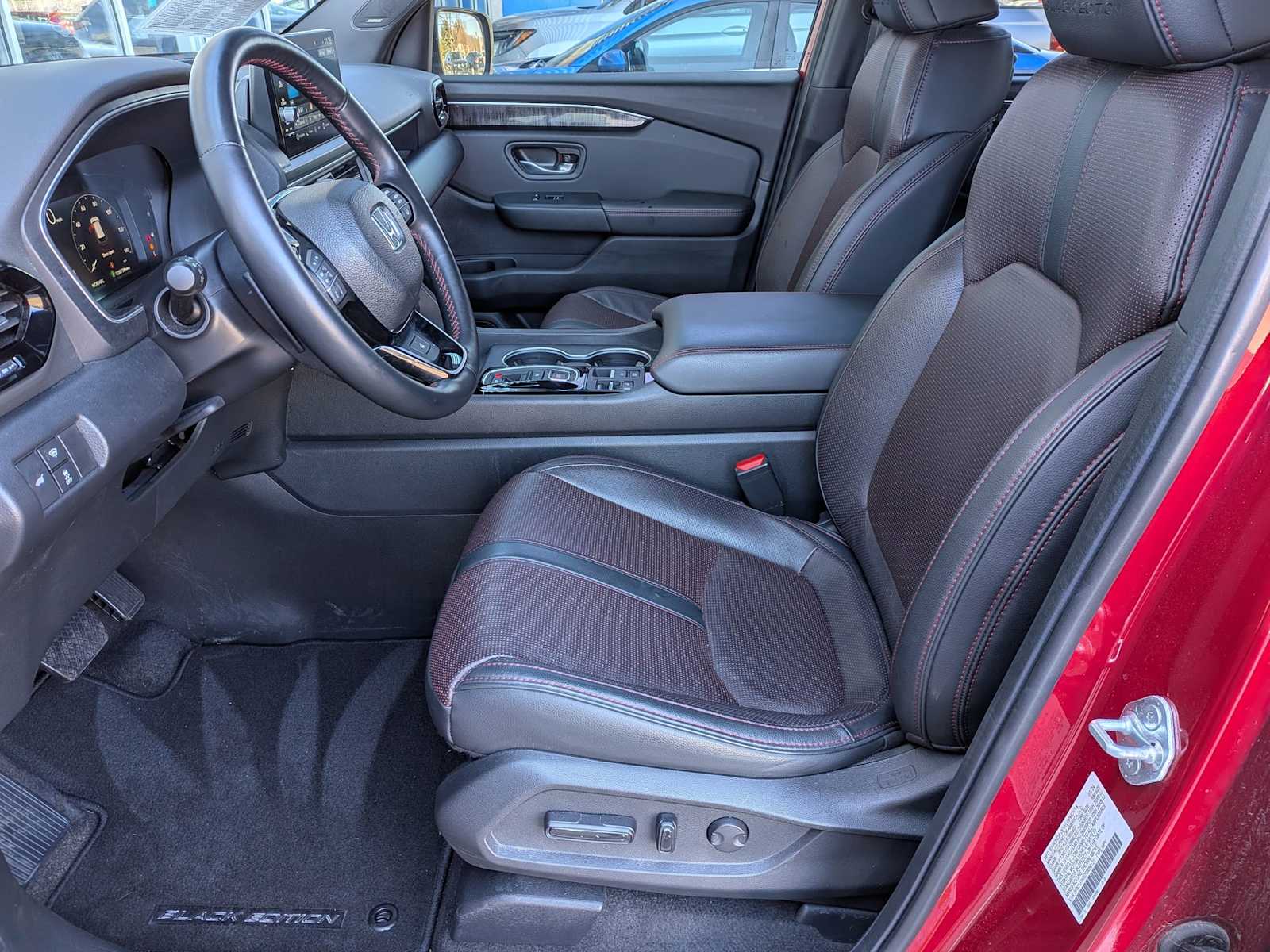 Thumbnail: 2025 Honda Pilot - 16