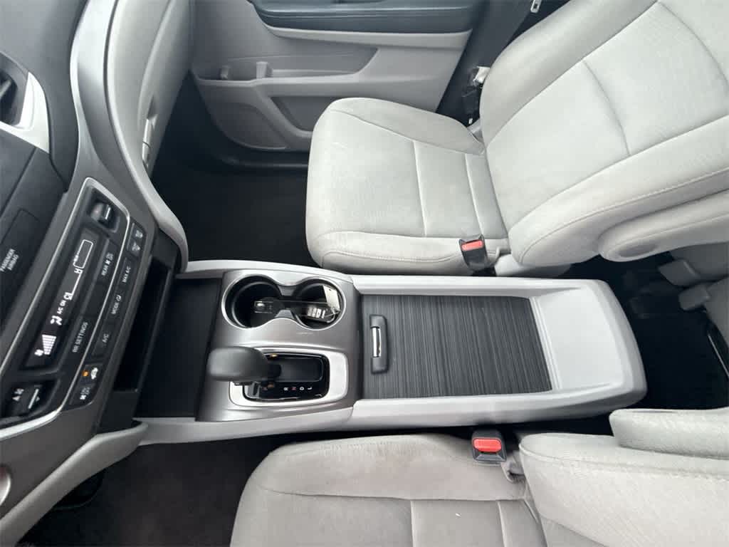 Thumbnail: 2016 Honda Pilot - 27