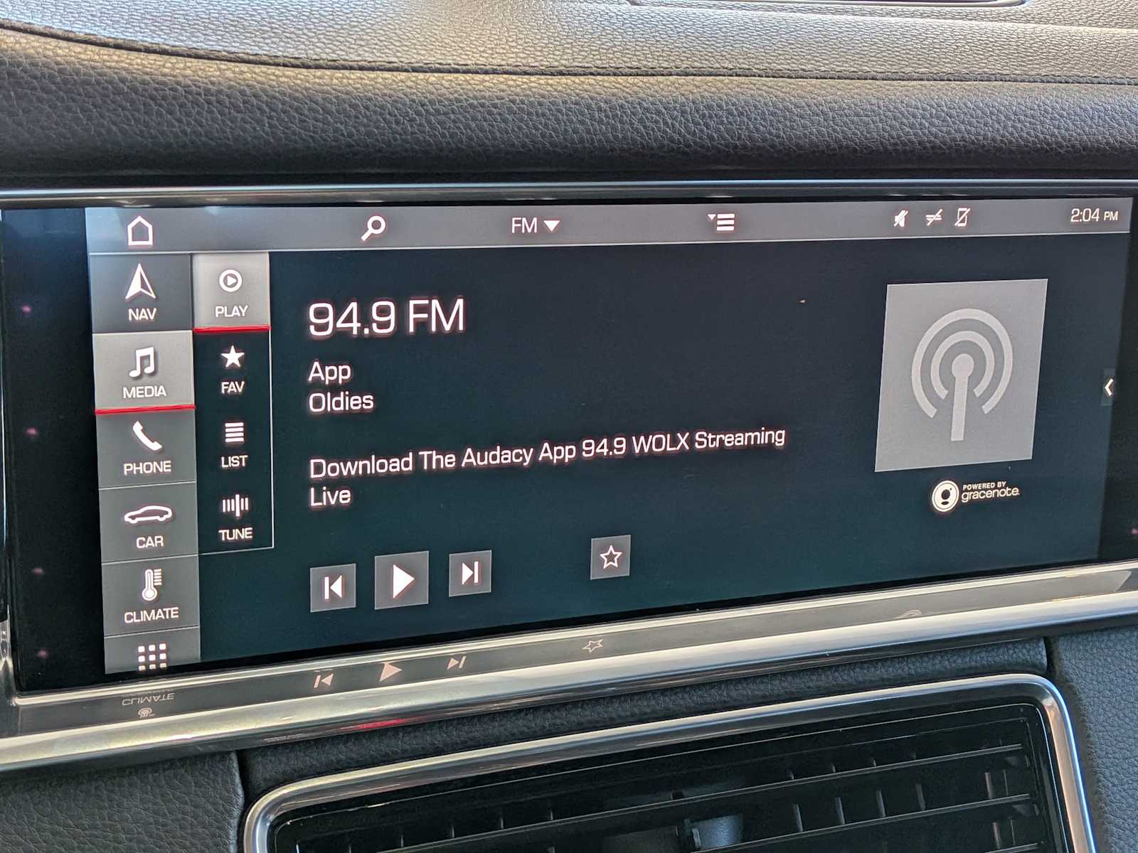 Thumbnail: 2017 Porsche Panamera - 28