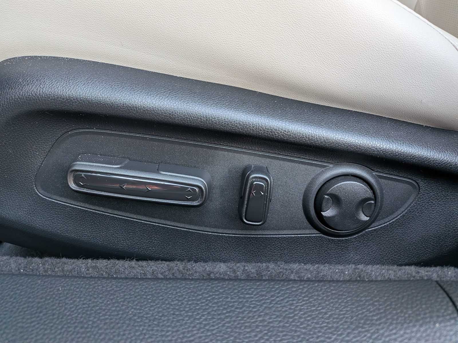 Thumbnail: 2023 Honda Accord - 16