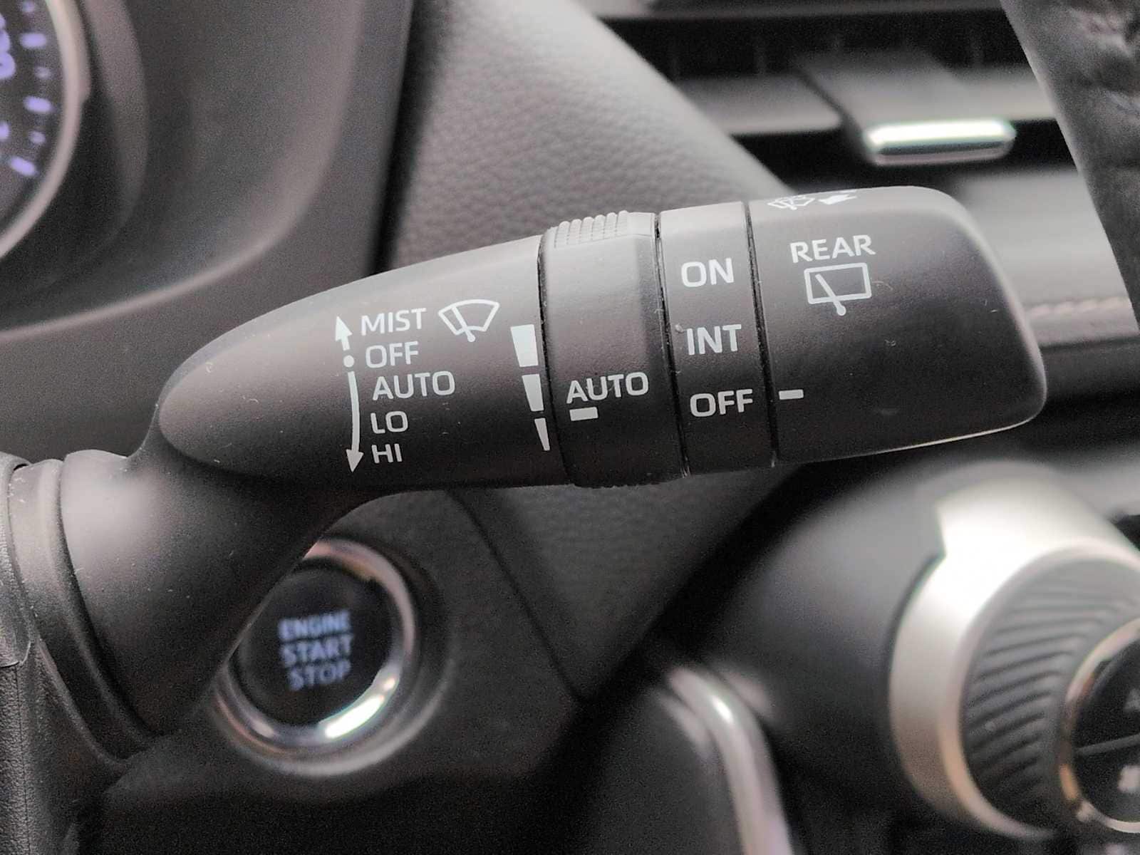 Thumbnail: 2019 Toyota RAV4 - 26