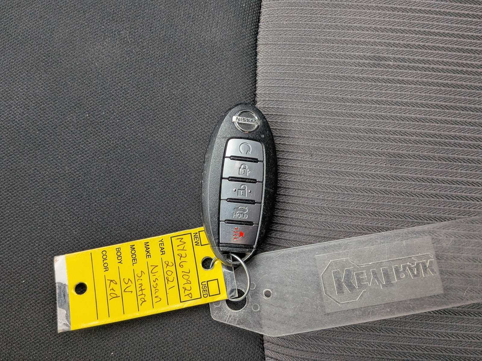 Thumbnail: 2021 Nissan Sentra - 32