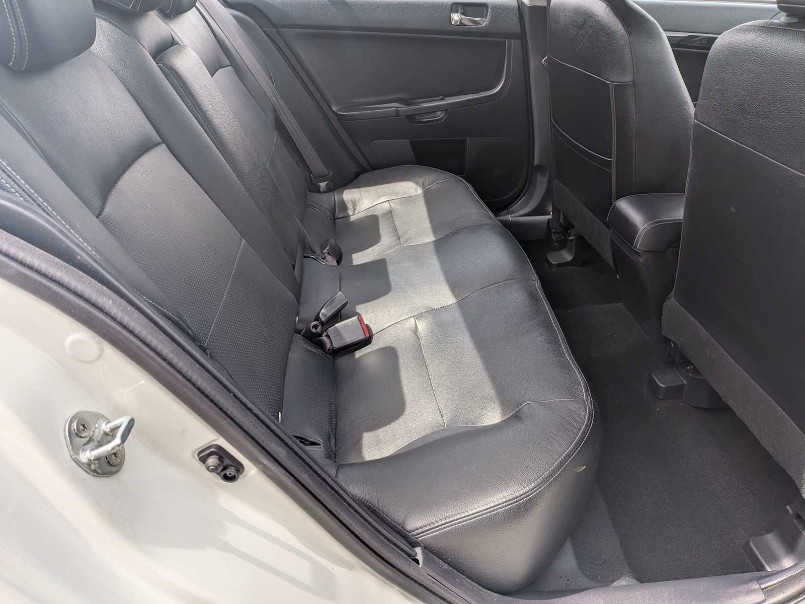 Thumbnail: 2013 Mitsubishi Lancer - 17