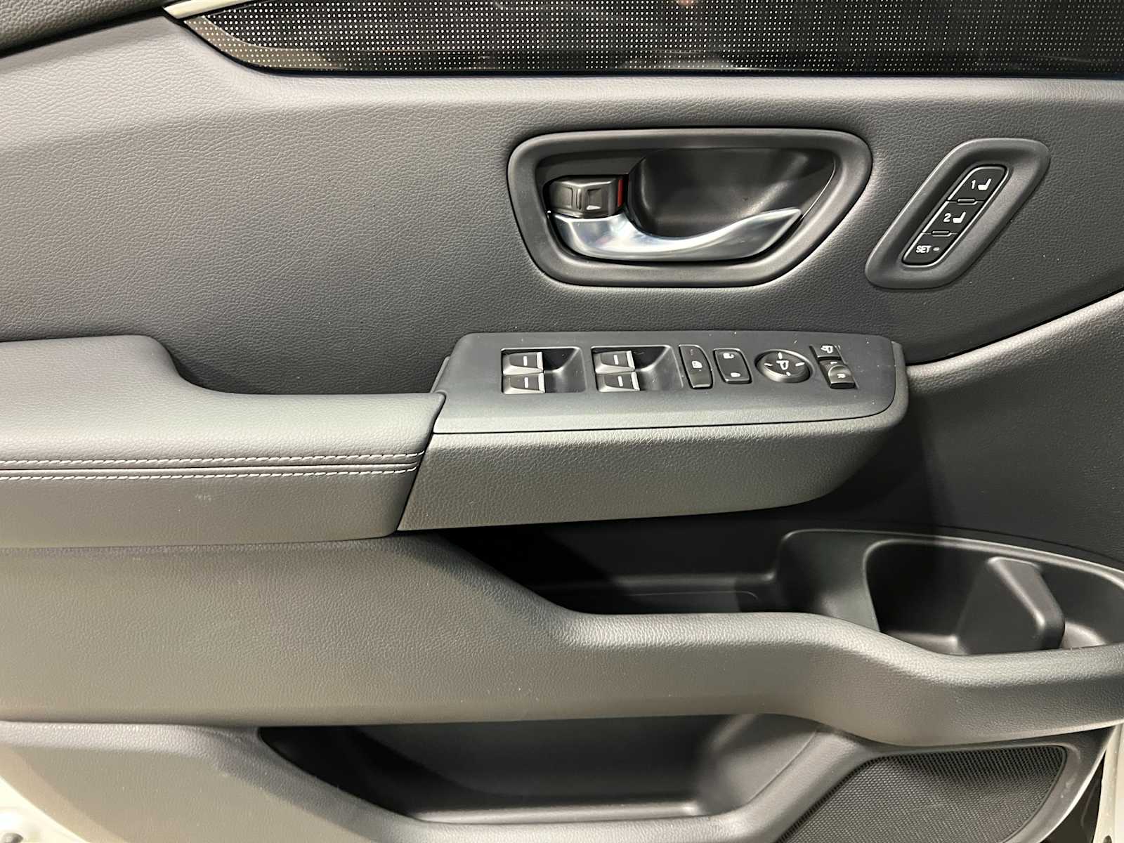 Thumbnail: 2025 Honda Pilot - 16