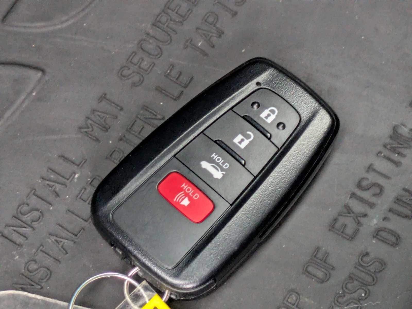 Thumbnail: 2019 Toyota Camry - 35