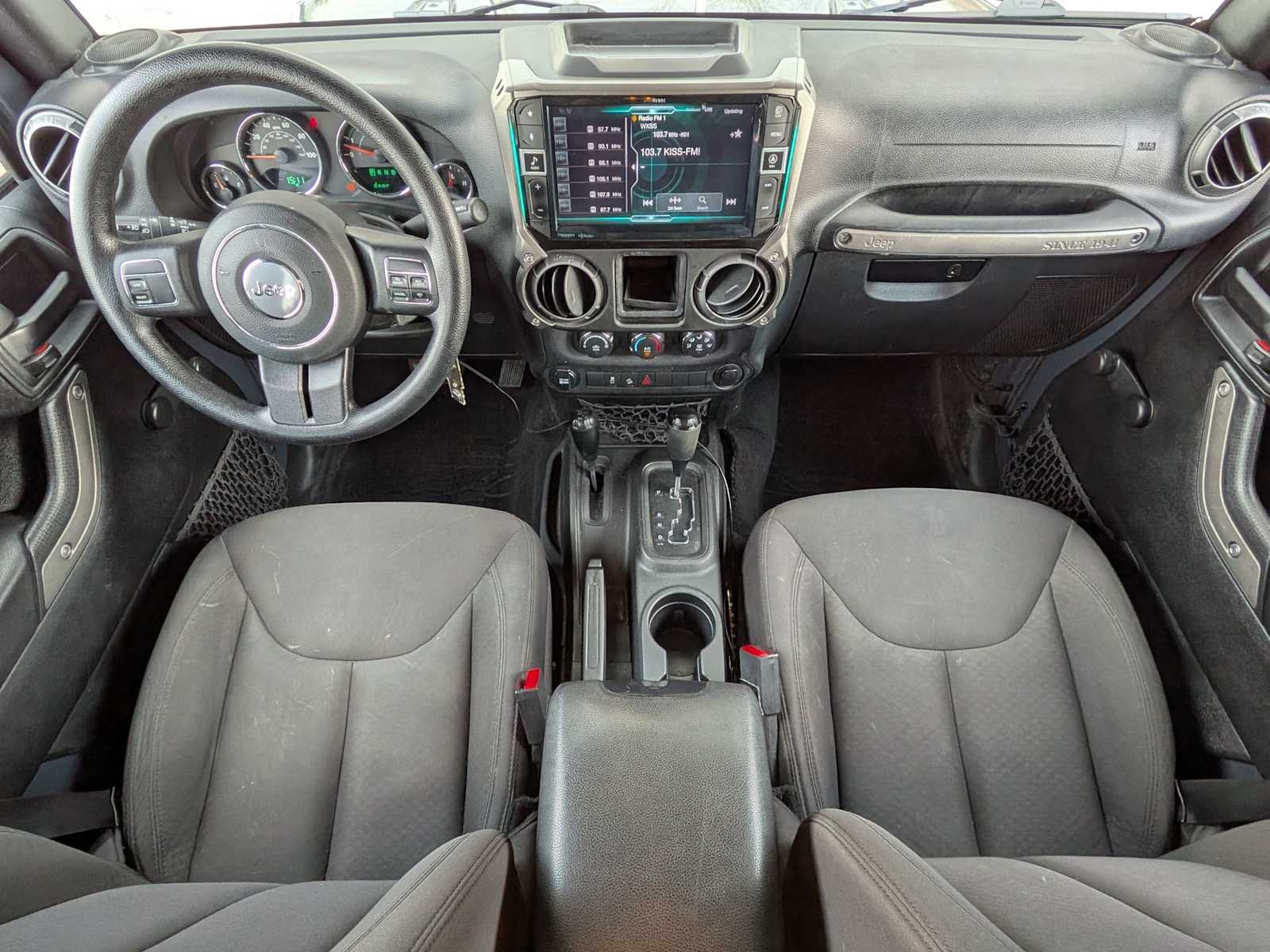 Thumbnail: 2017 Jeep Wrangler - 17