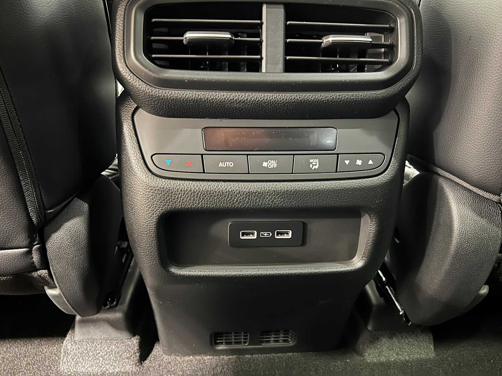 Thumbnail: 2025 Honda Pilot - 29