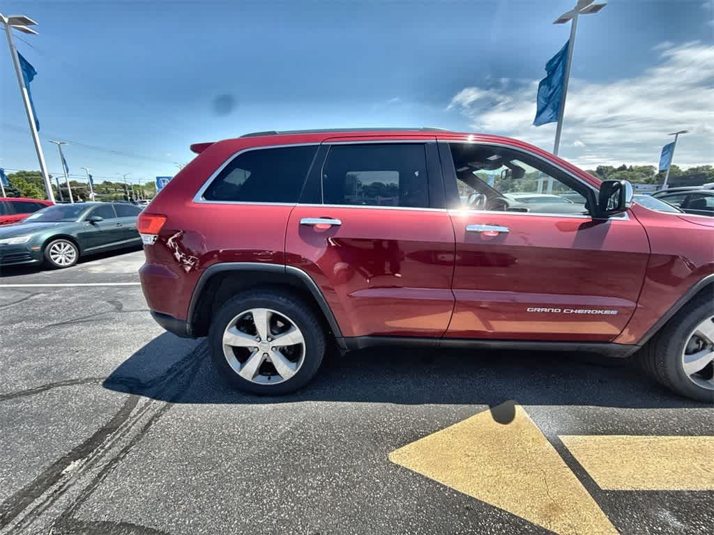 Thumbnail: 2015 Jeep Grand Cherokee - 7