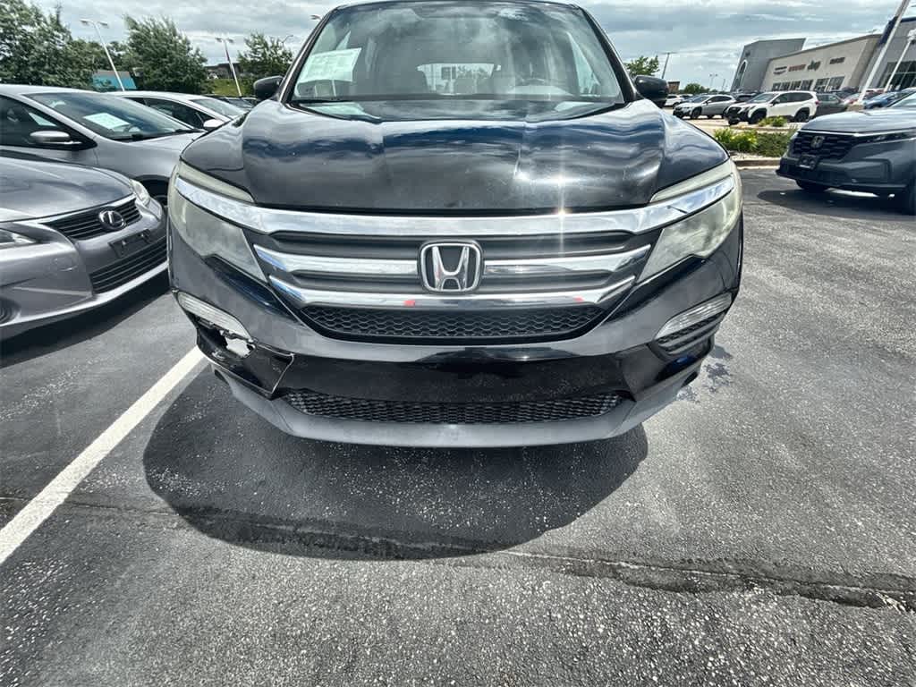 Thumbnail: 2016 Honda Pilot - 10