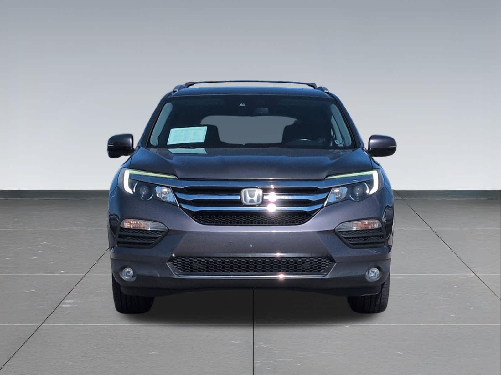 Thumbnail: 2016 Honda Pilot - 9