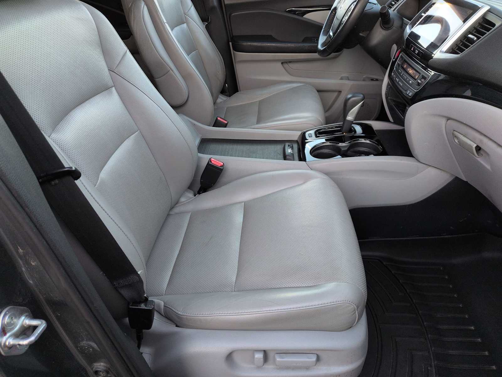 Thumbnail: 2018 Honda Ridgeline - 20