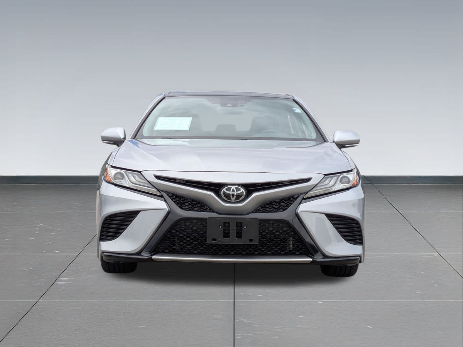 Thumbnail: 2019 Toyota Camry - 9
