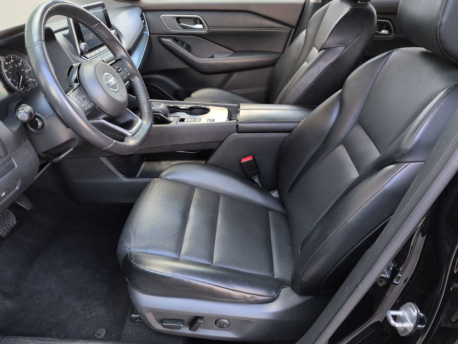 Thumbnail: 2021 Nissan Rogue - 14