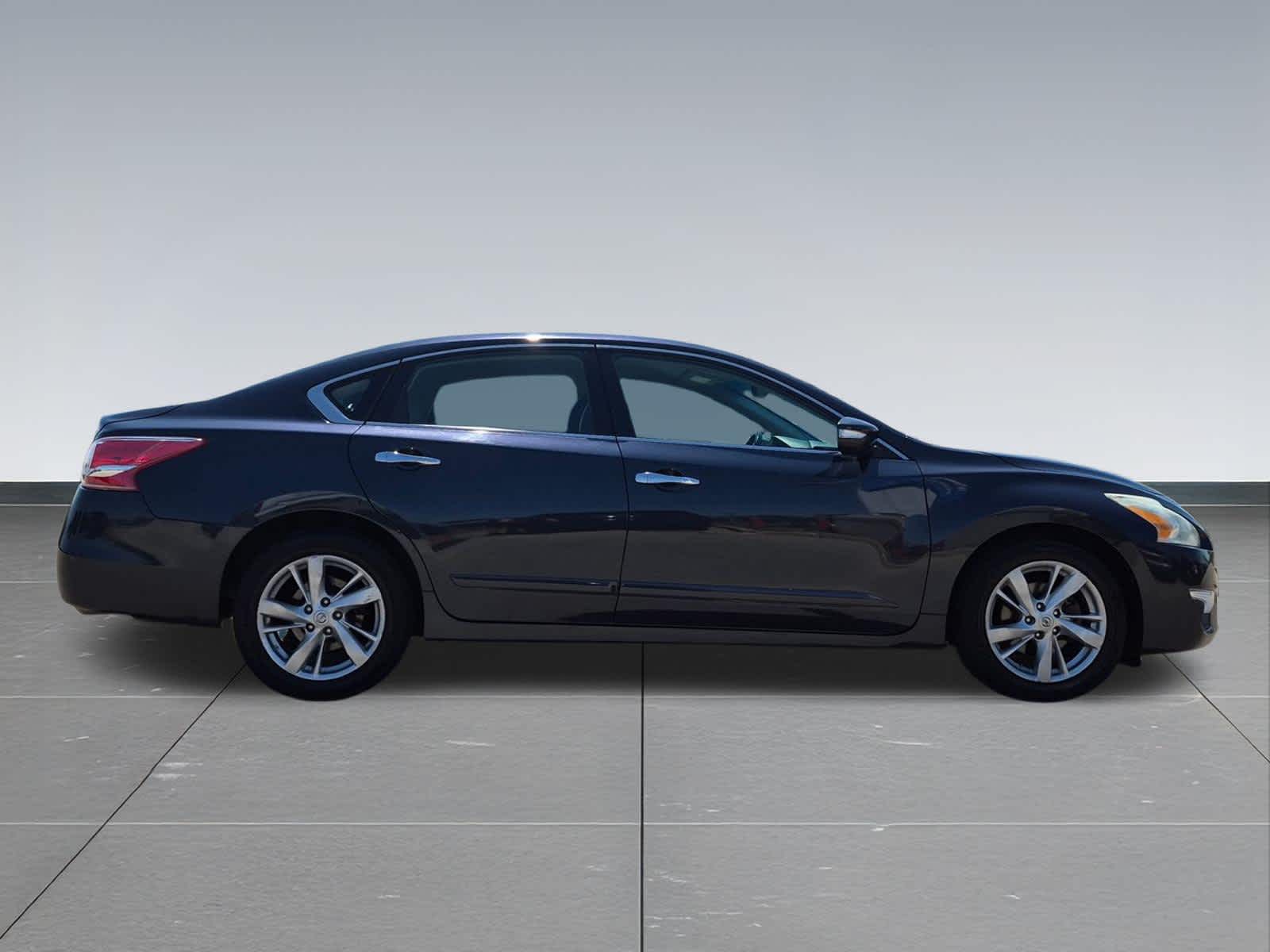 Thumbnail: 2013 Nissan Altima - 7
