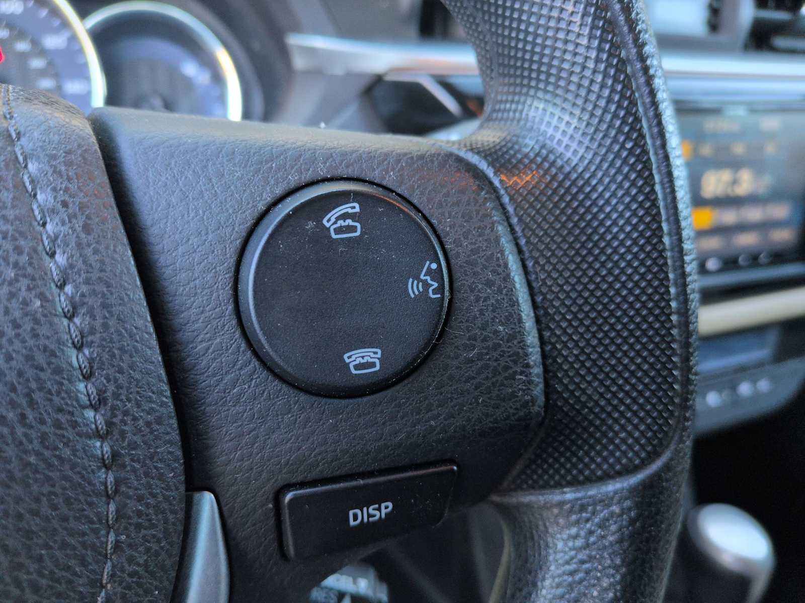 Thumbnail: 2015 Toyota Corolla - 22