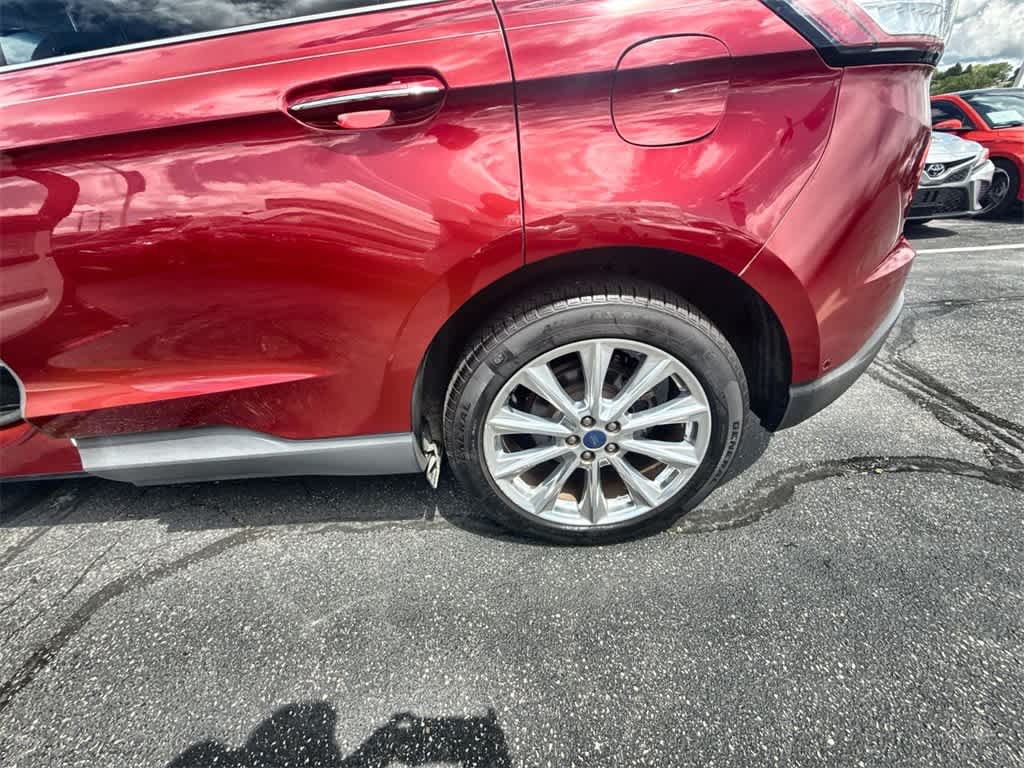 Thumbnail: 2018 Ford Edge - 13