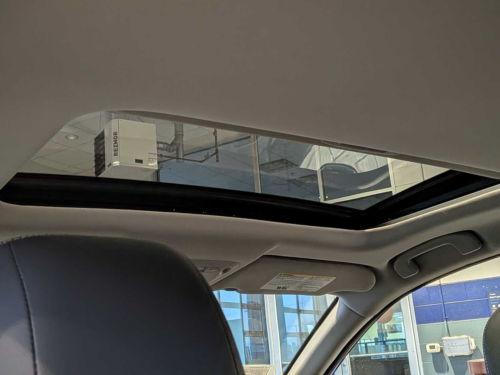 Thumbnail: 2016 Nissan Altima - 18