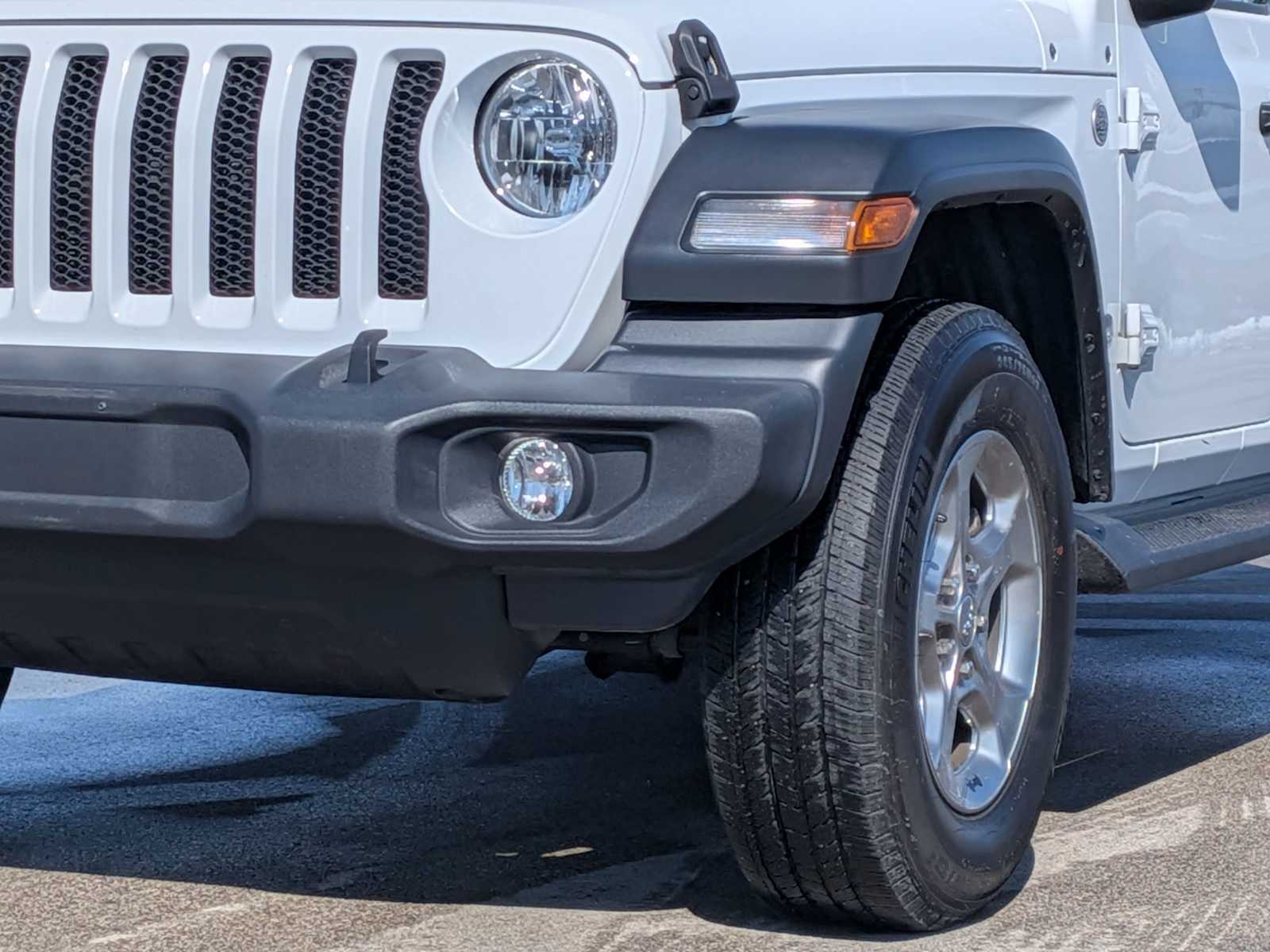 Thumbnail: 2021 Jeep Wrangler - 10