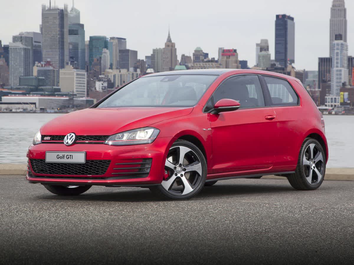 2016 Volkswagen Golf GTI SE -
                  Waukesha, WI