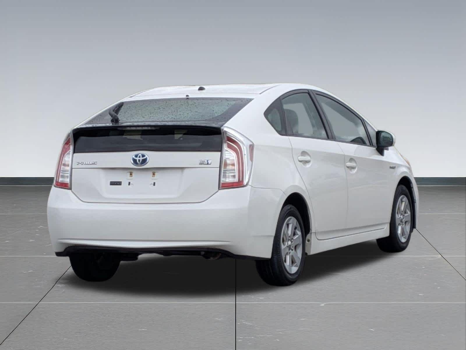 Thumbnail: 2013 Toyota Prius - 6