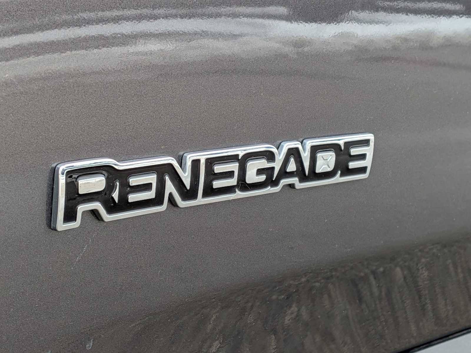 Thumbnail: 2017 Jeep Renegade - 12