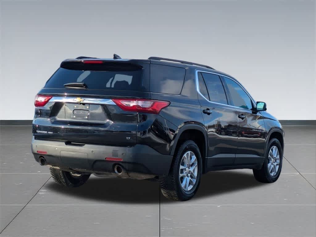 Thumbnail: 2021 Chevrolet Traverse - 6