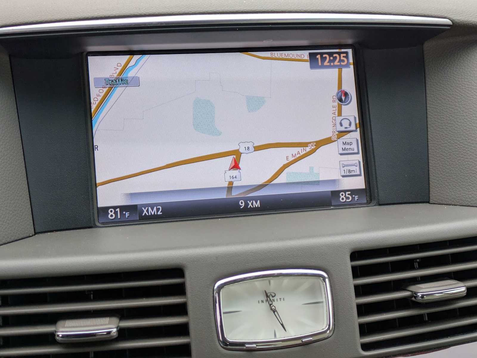 Thumbnail: 2016 INFINITI Q70 - 29