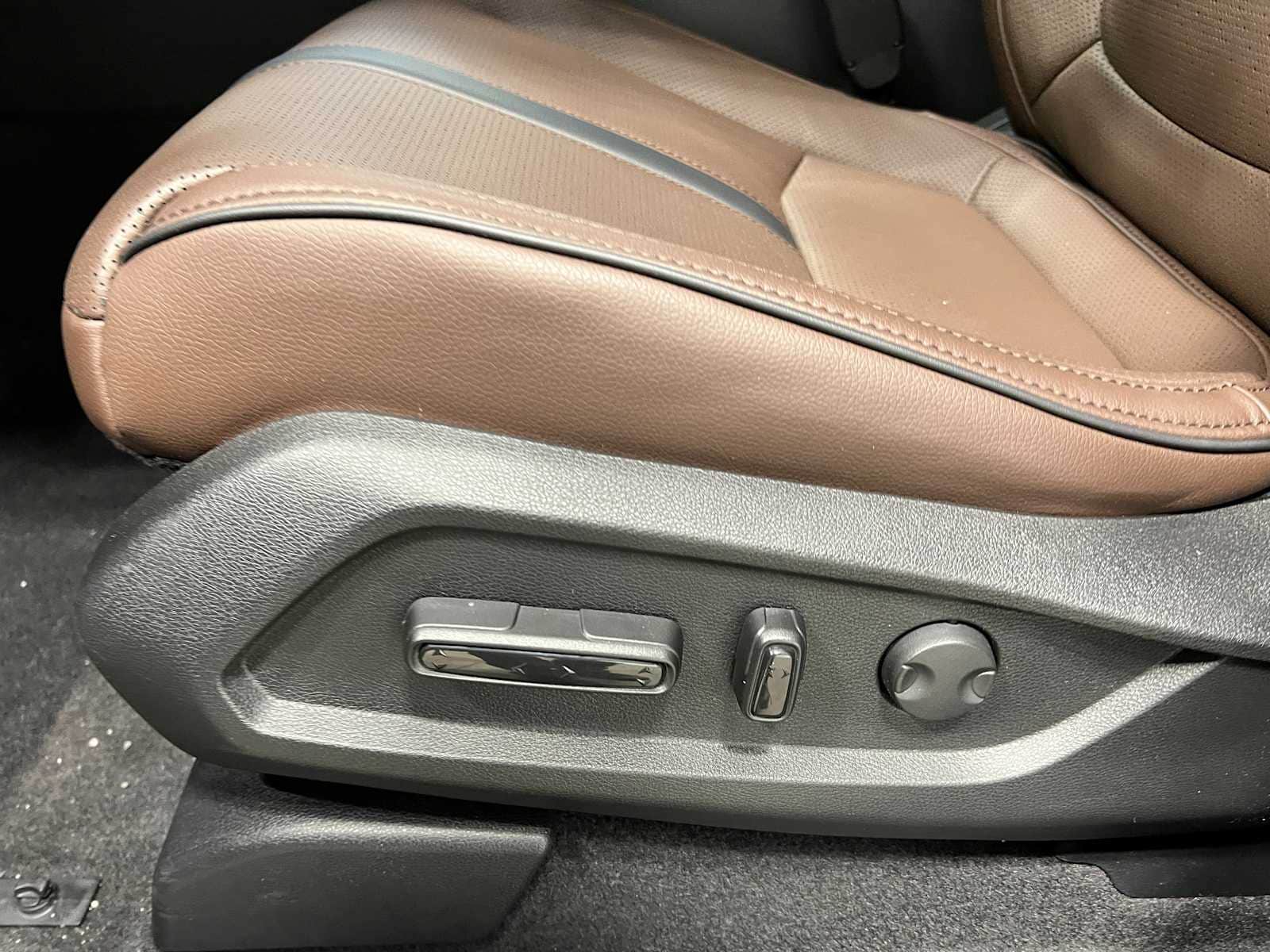 Thumbnail: 2025 Honda Pilot - 16