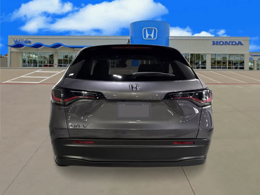 2026 Honda HR-V LX photo 4
