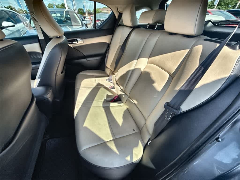 Thumbnail: 2015 Lexus CT - 17