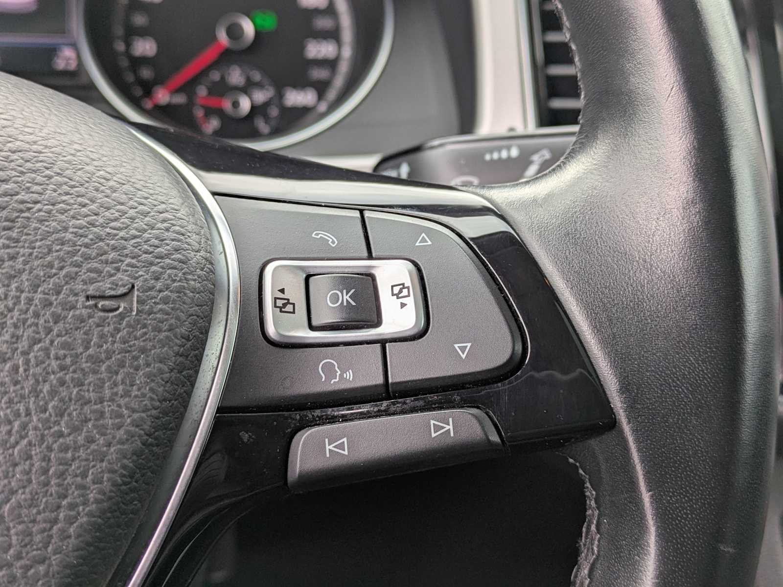 Thumbnail: 2018 Volkswagen Atlas - 24