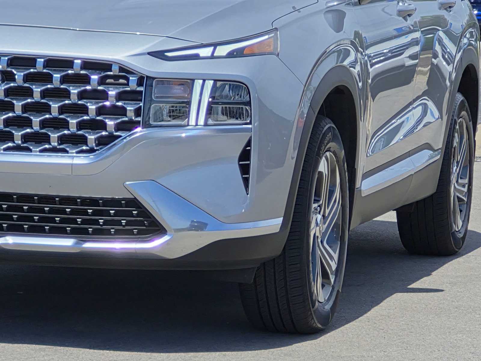 Thumbnail: 2022 Hyundai Santa Fe - 10